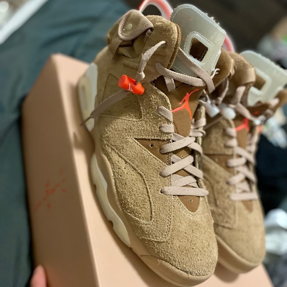 Travis Scott Jordan 6 British khaki - Picture 5 of 10